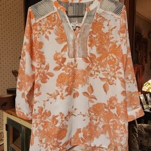 NWOT Q&A Orange Floral Print Top Sz Lg